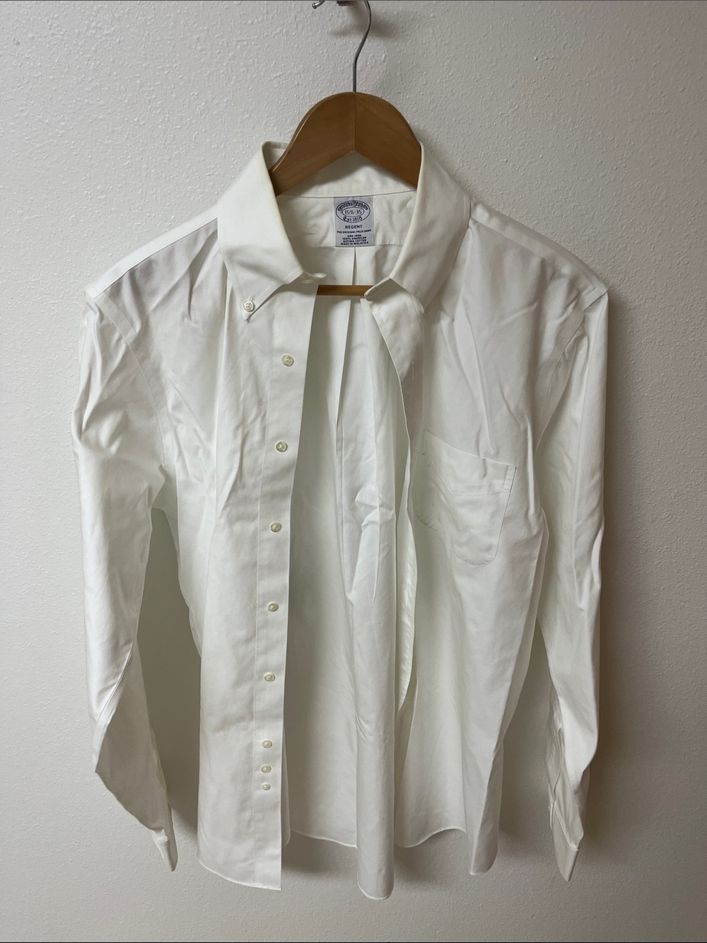 Brooks Brothers White Long-Sleeve Dress Shirt non-iron cotton size 15 1/2-35